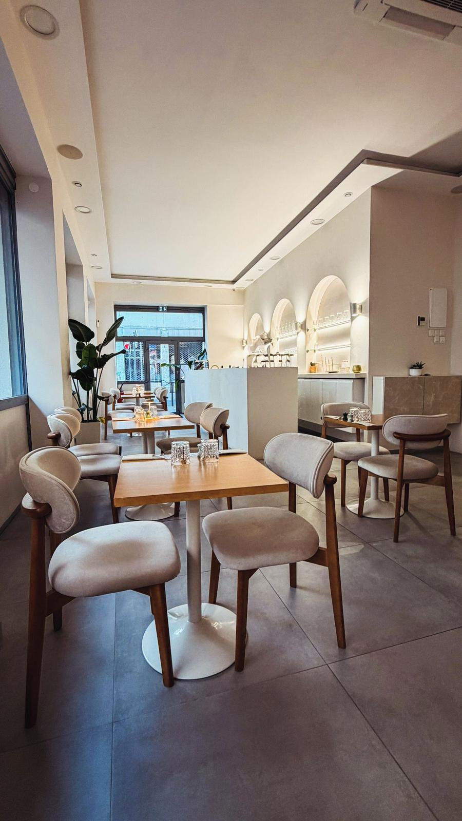 Salle du restaurant Teka